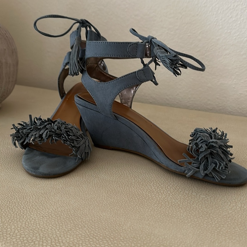 Open two shoe - Picture 2 of 6